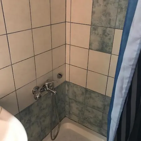 5 Steps 2 Apartment