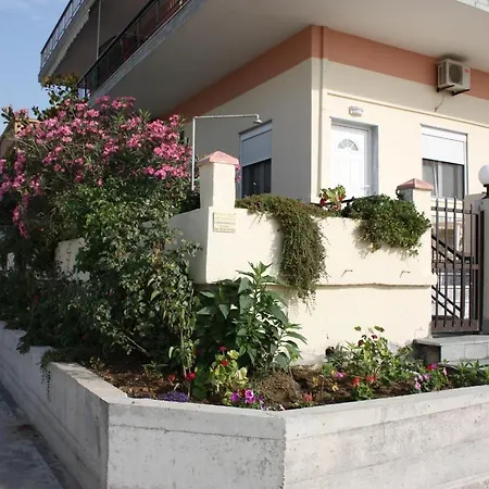 Apartment 5 Steps 2